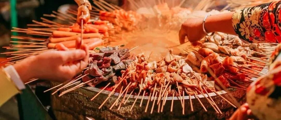 新疆美食的一大奥义，肉肉肉肉肉！