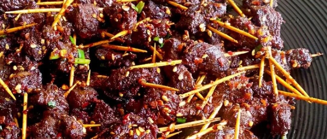 香辣可口，一口一串的牙签牛肉，拿来吧你！