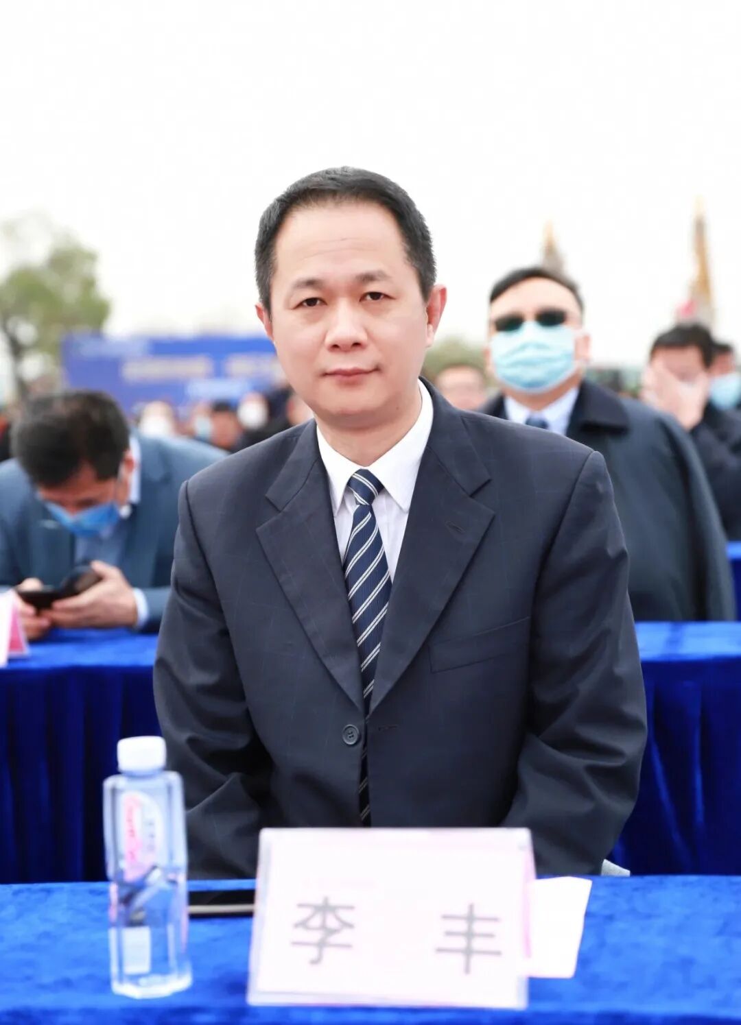 清远市副市长李丰,清城区委书记邱泽军等领导嘉宾以及超过700家时尚