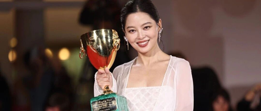 辛芷蕾新片将饰演好莱坞首位华裔影星
