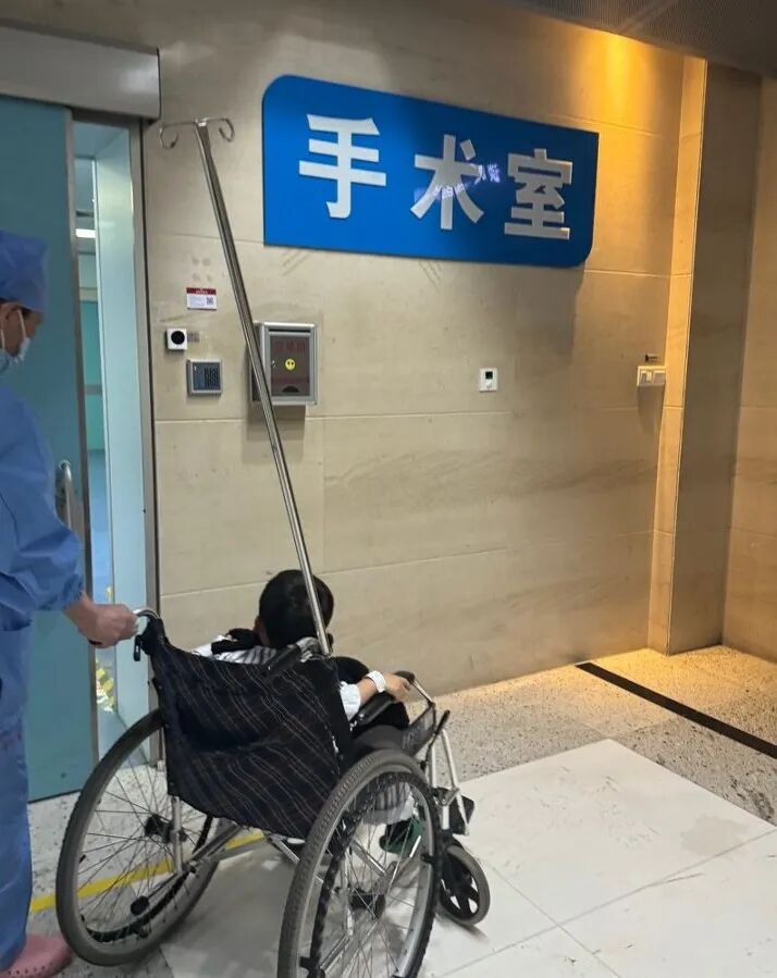 做完手术照什么灯5岁男孩睡觉时险窒息，知道真相后妈妈崩溃了！医生：这种病近年高发，别拖到动手术才重视-上海聚慕医疗器械有限公司
