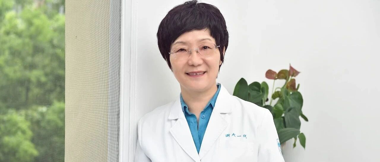 “有没有染过头发？”“多少时间染一次？”每年要接诊上千位患者的全国知名血液病专家告诉你，为什么要尽量少染发