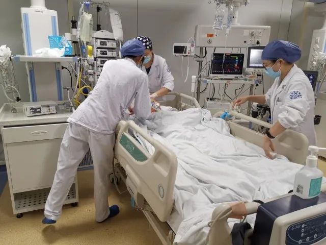 上班途中突发胸部剧痛，他的一个选择险些害了自己……最近这病高发，这些人需注意！