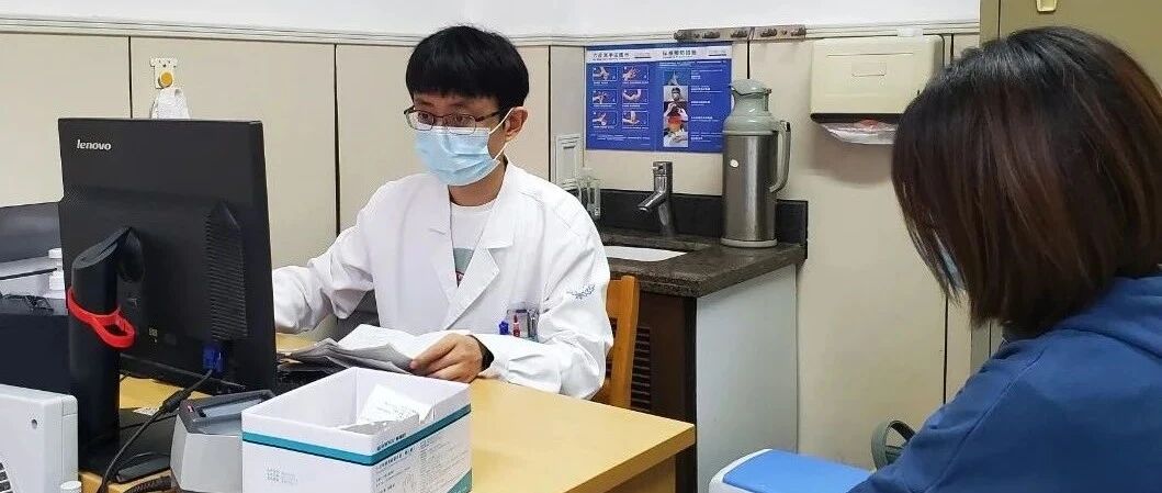 长湿疹是“湿气”重？70多岁李阿姨浑身痒得睡不着……竟跟入冬后大家都在做的这件事有关