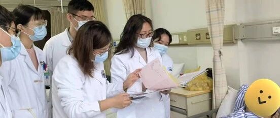 刚到急诊大厅就晕倒！42岁男子加班后突发心梗，竟与这两个习惯有关