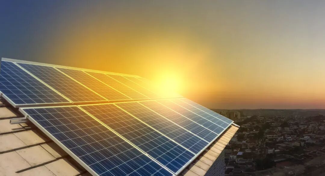 The Global Expansion of the Photovoltaic Industry