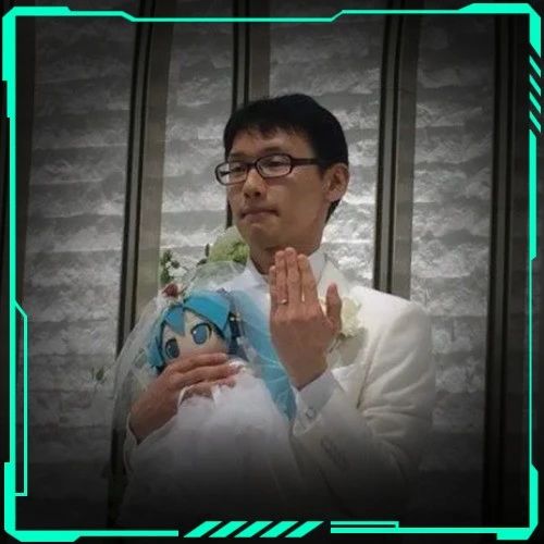 跟初音未来结婚6年的男人,终于还是被官方警告了