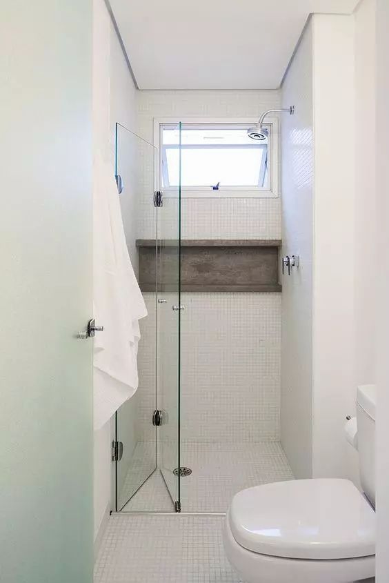 传统淋浴房已过时，这种，再小的卫生间都可以装，绝了，还能折叠不占地-谷哥装修网