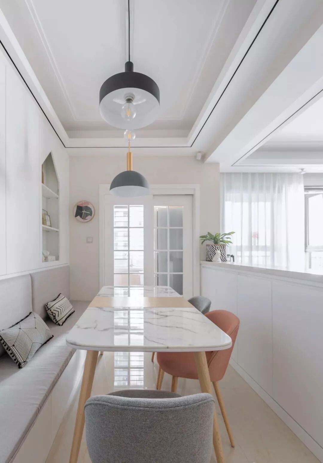 餐厅面积小不要紧，这样装一样实用又美观！