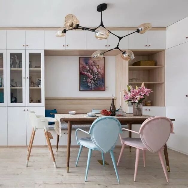 餐厅面积小不要紧，这样装一样实用又美观！