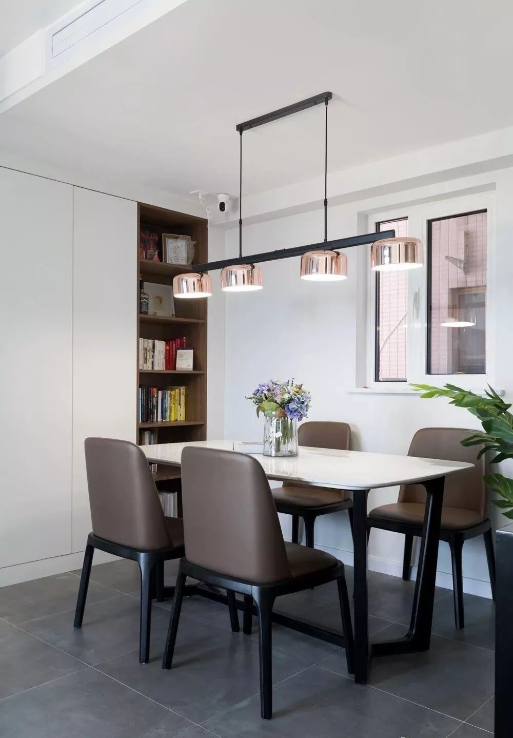 餐厅面积小不要紧，这样装一样实用又美观！