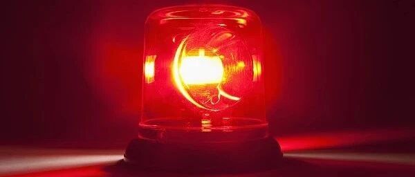 实控人被查后股价异常波动，公司发布公告提示投资者理性投资，注意风险！