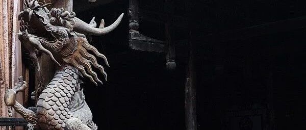 重罚3890万元！律师表示上市公司退市并不影响投资者索赔，受损投资者仍可依法起诉以维权自身权益！