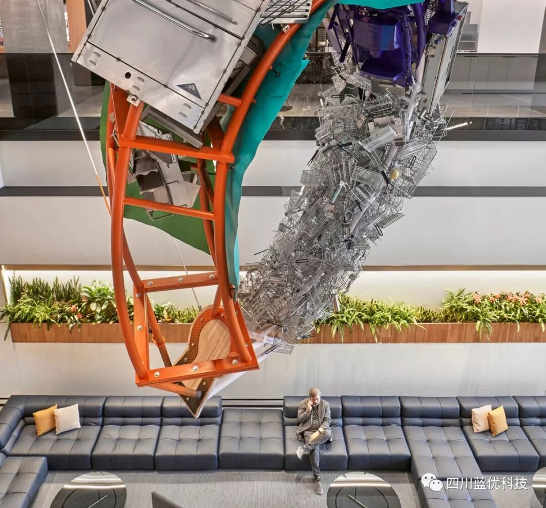 一不小心，被麦当劳美到-Ermain