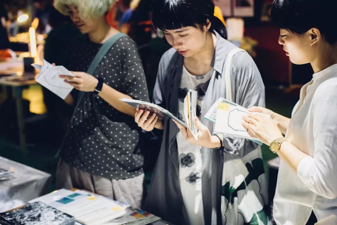 上海畫冊印刷_東莞畫冊制作印刷_上海畫冊制作印刷