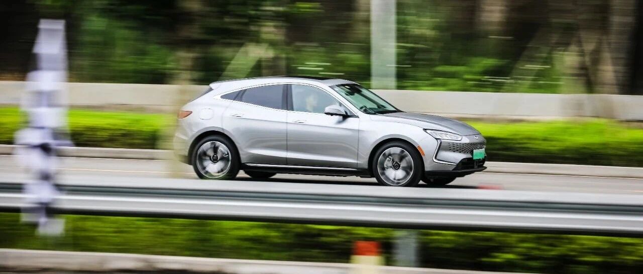 赛力斯+华为，一次足够完美地“牵手”