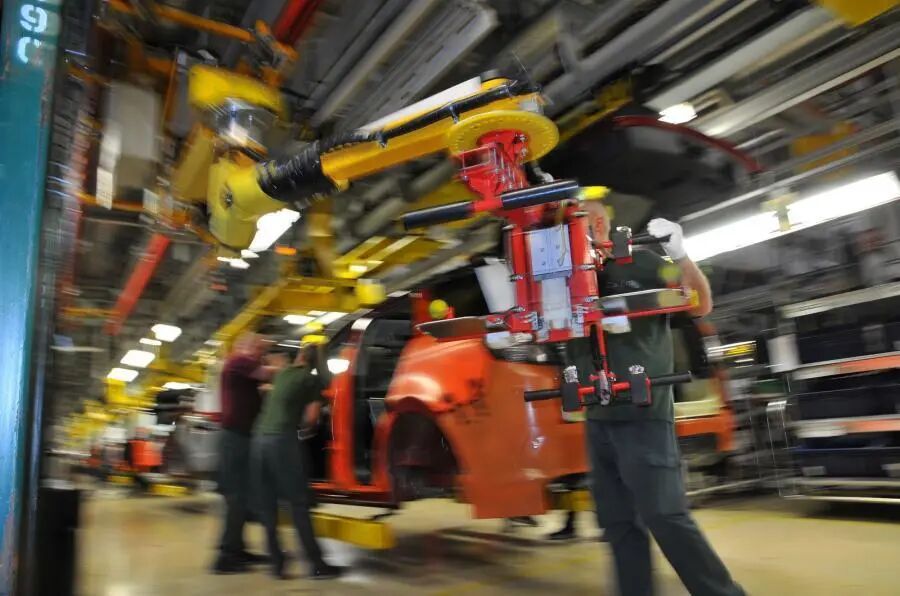減產390萬輛、損失7000億，缺芯“黑天鵝”重創汽車行業的圖3