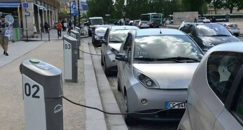 电动车成本高，国外车企也崩溃的图1