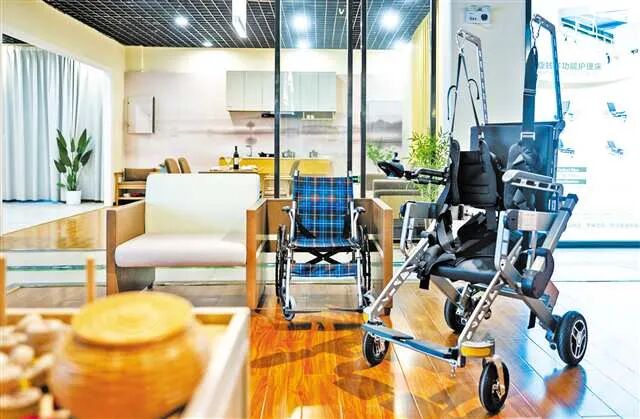 重庆华亚椿萱居适老化产品展示中心-适老化产品.jpg