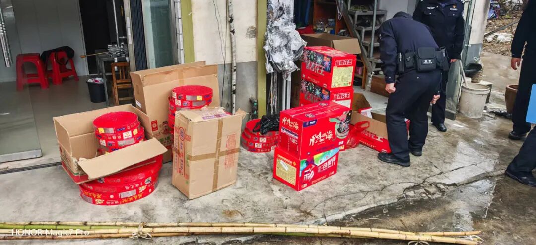 严厉打击！蚌埠警方抓获多名嫌疑人