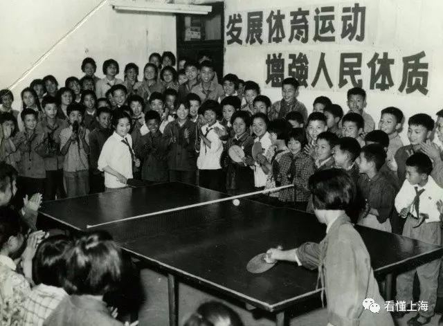 乒乓拉球技术视频_买旧乒乓球桌_用福里奥3星乒乓拍发非常骚的球