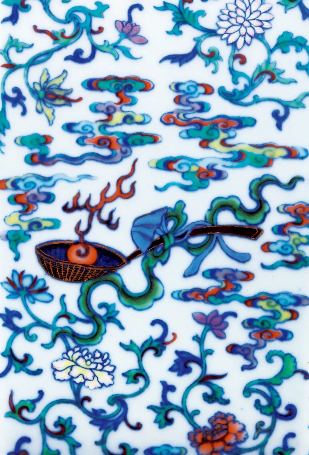 瓷上"暗八仙",拍卖场上的佼佼者,价值不菲!