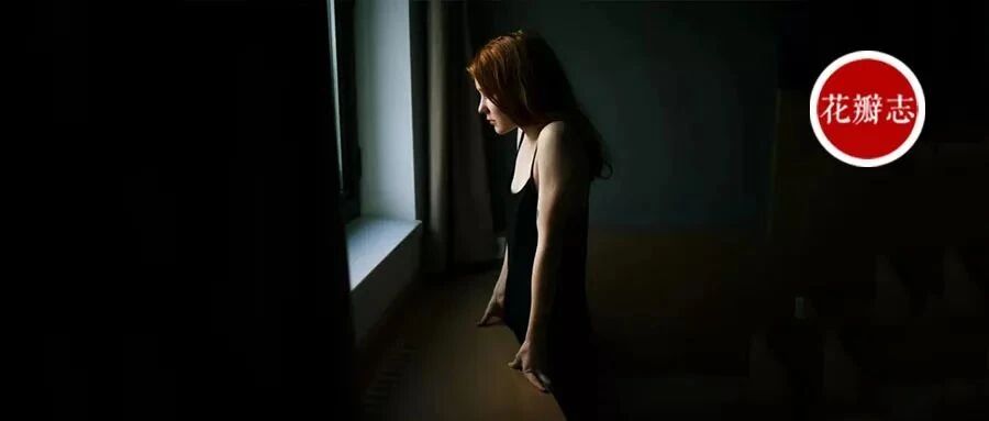 吴亦凡入狱三个月后，都美竹退学：果然，她坐不住了……