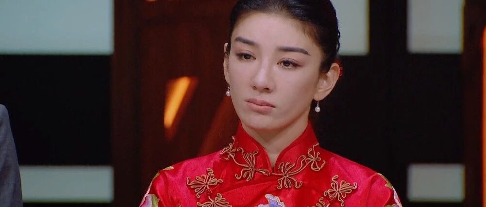 被两段失败婚姻拖累，她终于重回观众视线，事业要回暖？