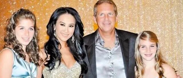 做过9次人工受孕，突然称“医治破碎的心灵”，这位天后真令人担心