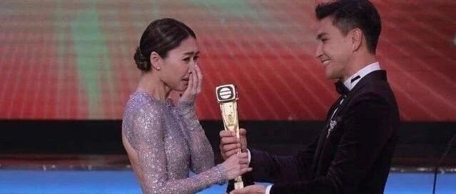 胡定欣宣布离巢，TVB再折一员大将