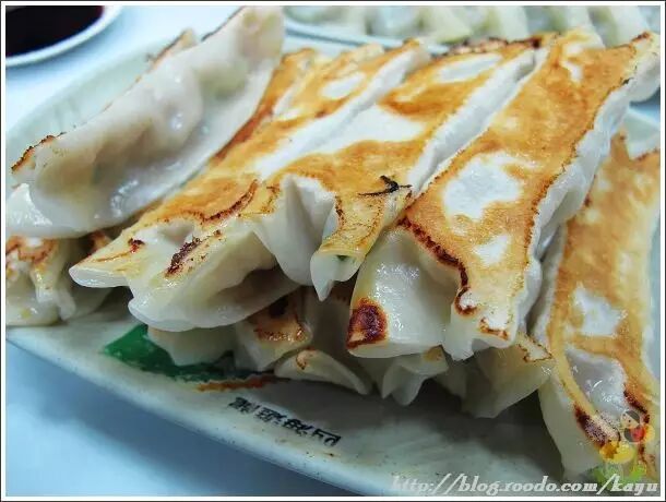 万万没想到!原来在台湾煎锅贴,送快递就是当兵!