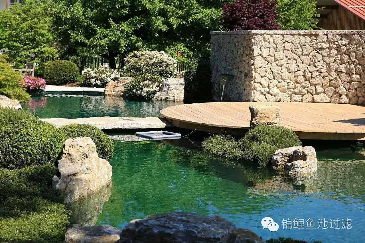 一:户外鱼池,随处可见精心设计