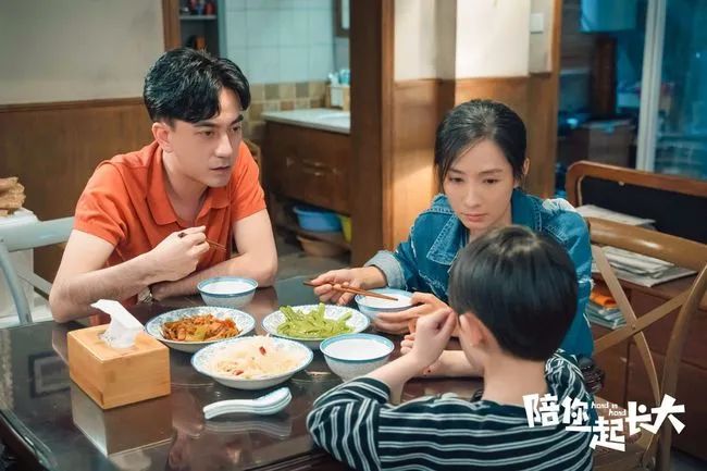 “离婚后,我和前夫同居了”:离婚不离家,究竟害了谁?-微信头条网 “离婚后,我和前夫同居了”:离婚不离家,究竟害了谁?