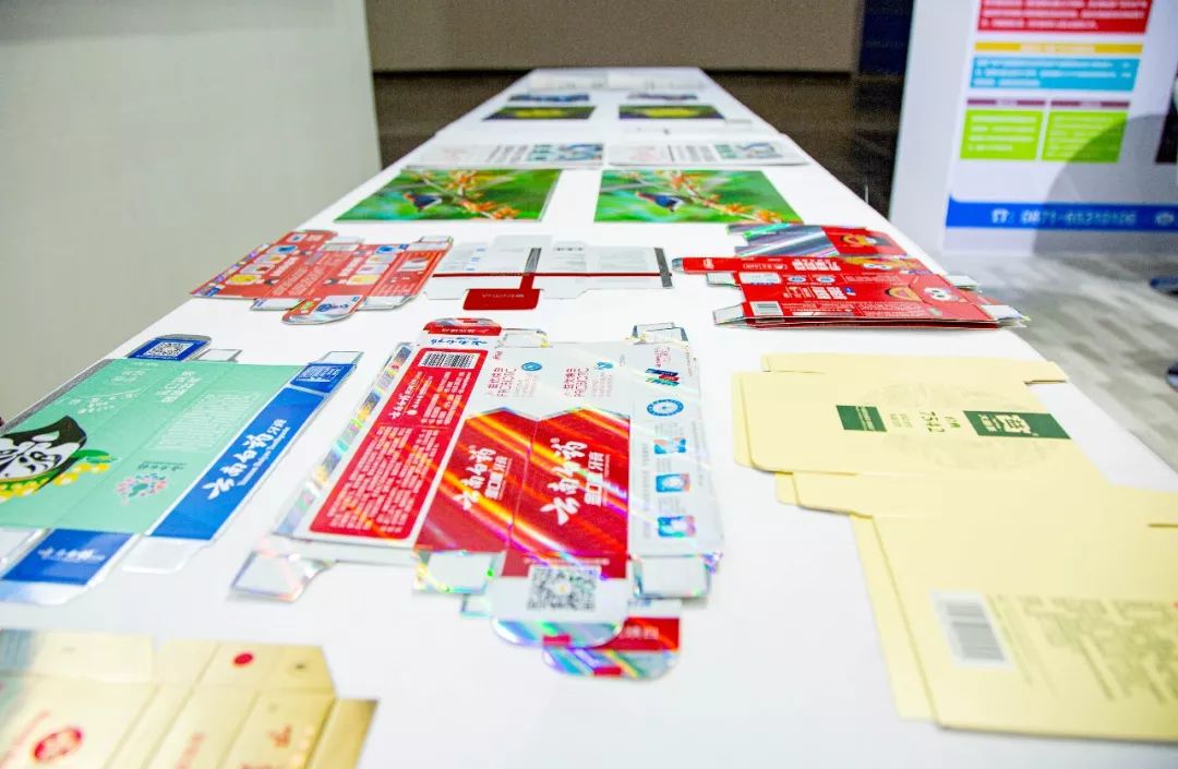 昆明印刷包装印刷_上海国际包装·印刷城_英汉印刷与包装词汇手册
