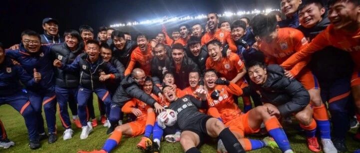 体育产业早餐12.27|山东泰山时隔11年再捧火神杯 国足12强赛时间敲定