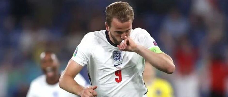 体育产业早餐7.4|英格兰丹麦进欧洲杯4强 澳门或成国足12强赛主场