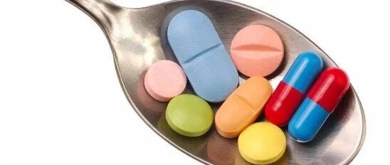 吃着两三种降压药，应该一顿吃还是分开吃？早晨还是晚上吃？