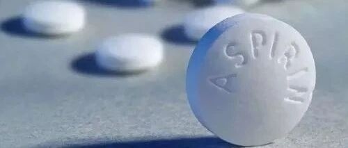 阿司匹林应该早晨吃还是晚上吃？