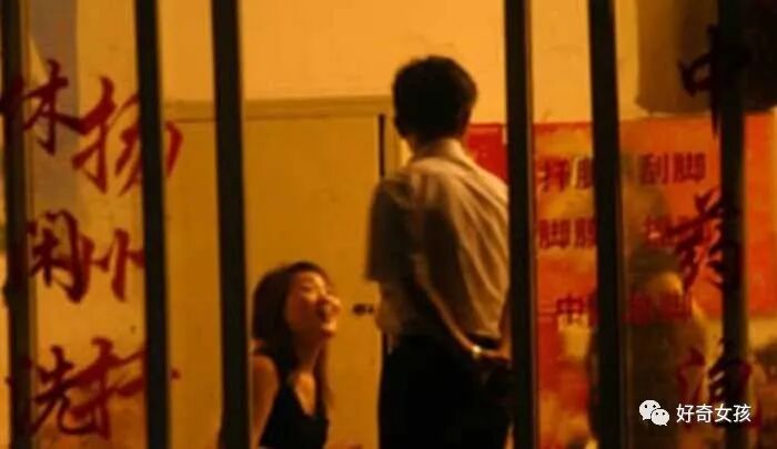 靠逼老婆卖淫发财，买豪宅圈养多位情人性贿赂官员！这个恶魔被判死刑（组图） - 2