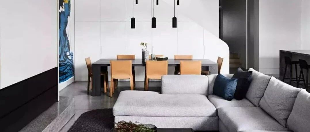 神奇，改变家具的摆放位置，家里立刻变宽敞！