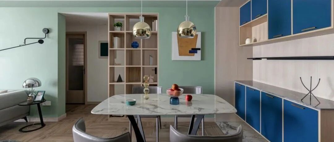 原木+现代，大胆加入三种绿色，诠释惬意休闲风