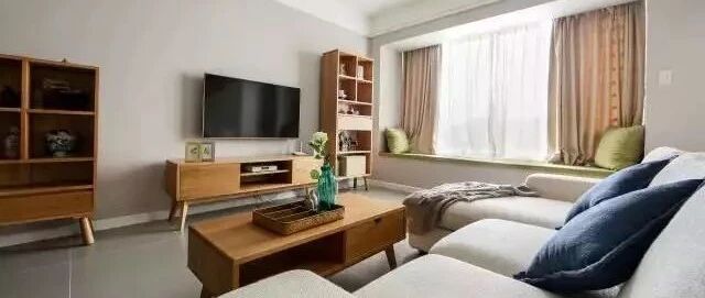 耗时3个月装出80㎡小复式，客厅的设计美美哒！