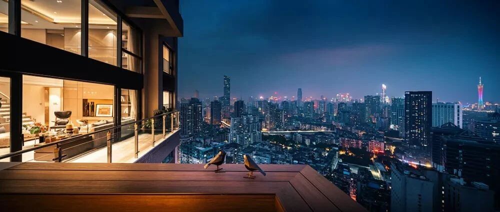 豪宅正确打开方式,顶层复式上演繁华的“静寂”