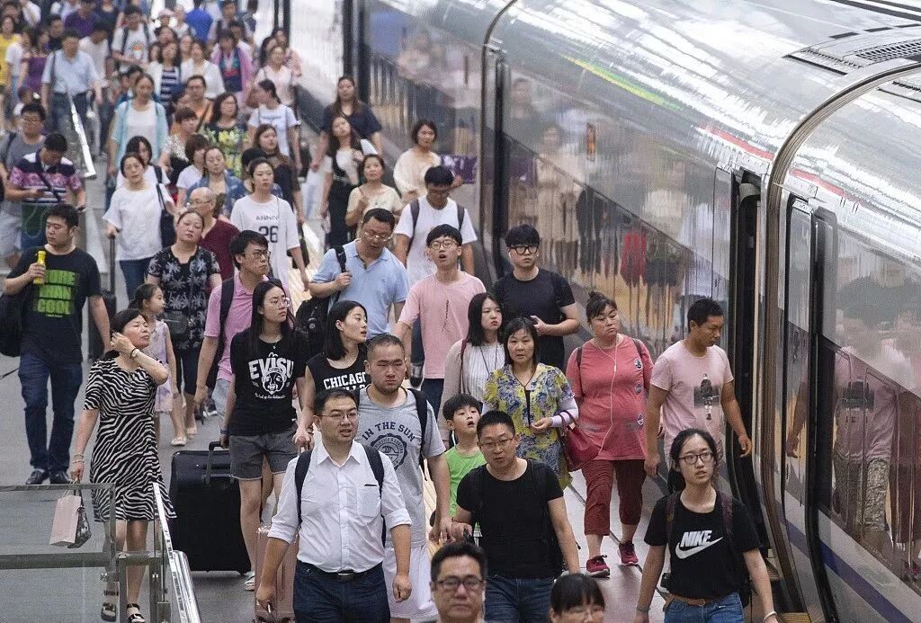 



12306账号被兜售，到底谁是泄露者？| 新京报快评
