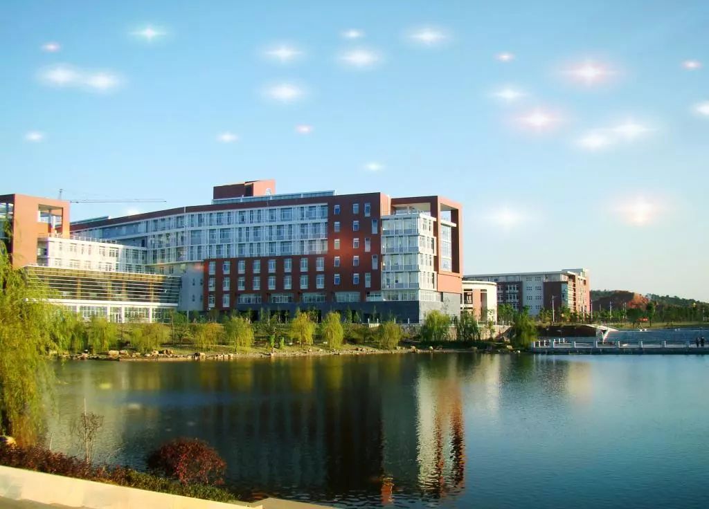 长沙理工大学艺术大楼——招生简章