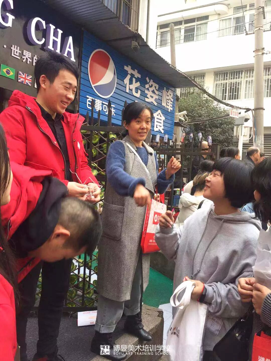 湖北博昱画室为2019届美术统考的考生送考助阵！