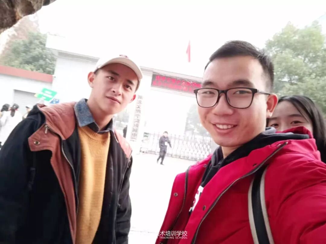 湖北博昱画室为2019届美术统考的考生送考助阵！