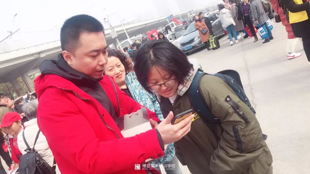 湖北博昱画室为2019届美术统考的考生送考助阵！