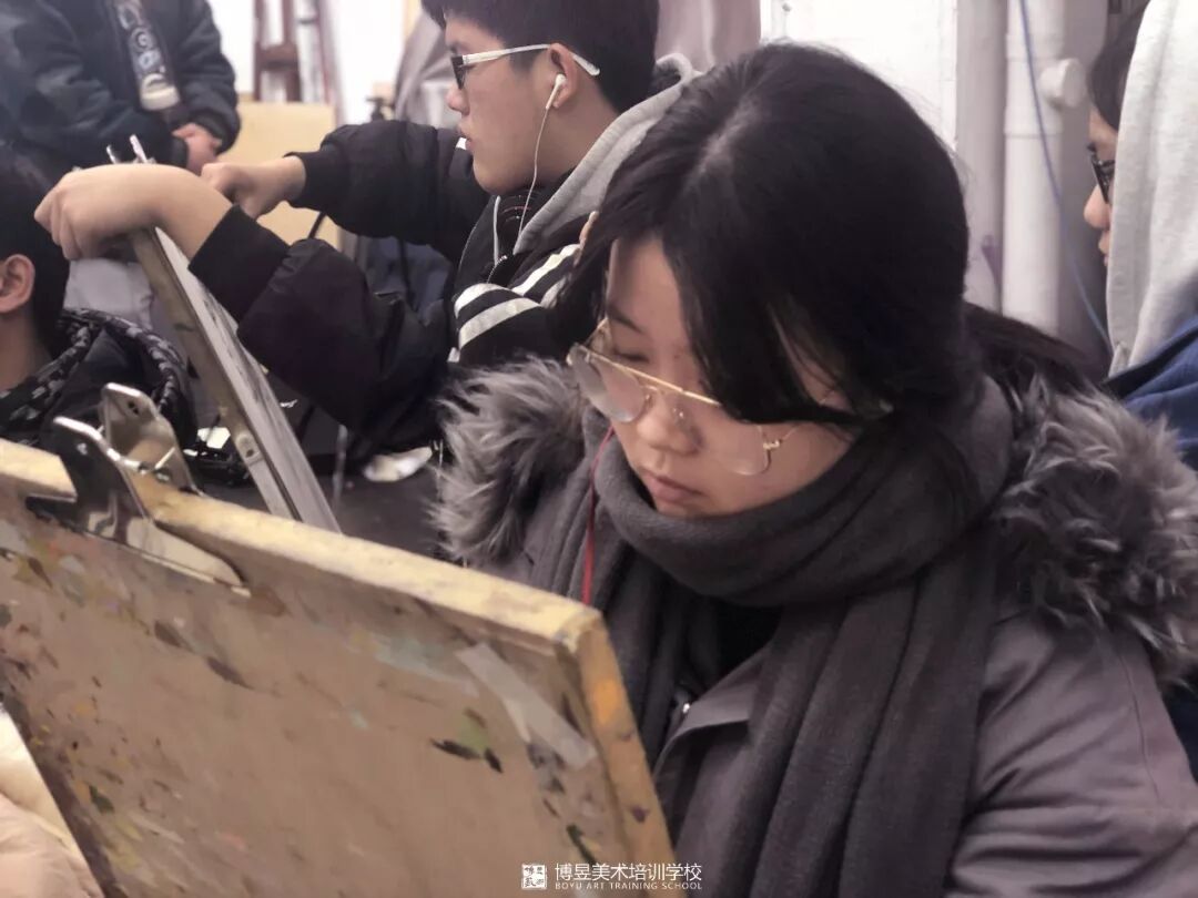 博昱画室| 洪山博昱画室三美造型班素描头像作品展示