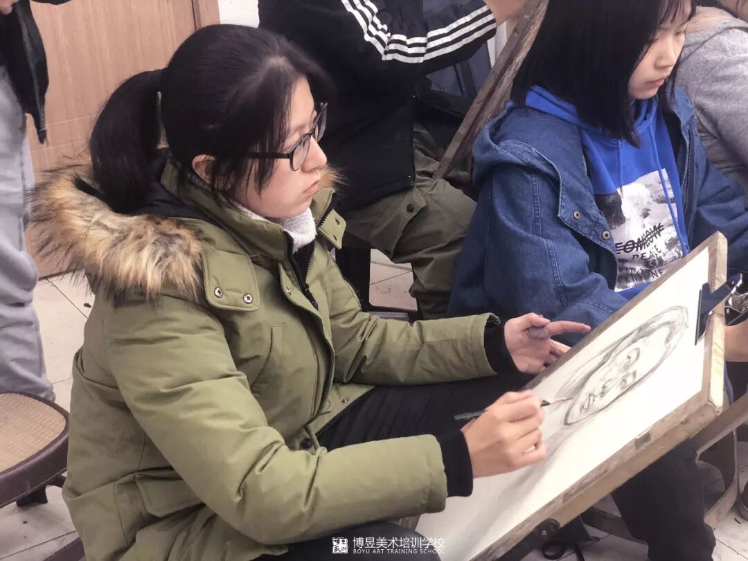 博昱画室| 洪山博昱画室三美造型班素描头像作品展示